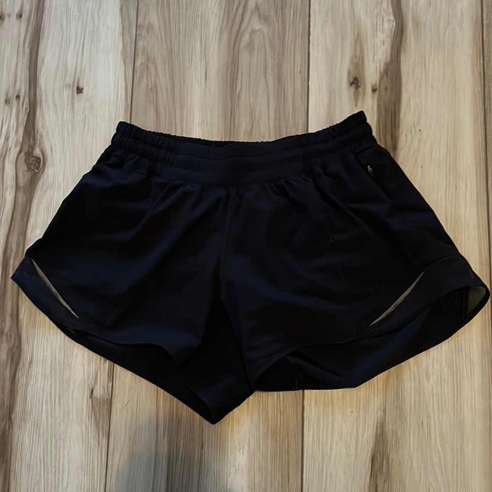 Lululemon Hotty hot short